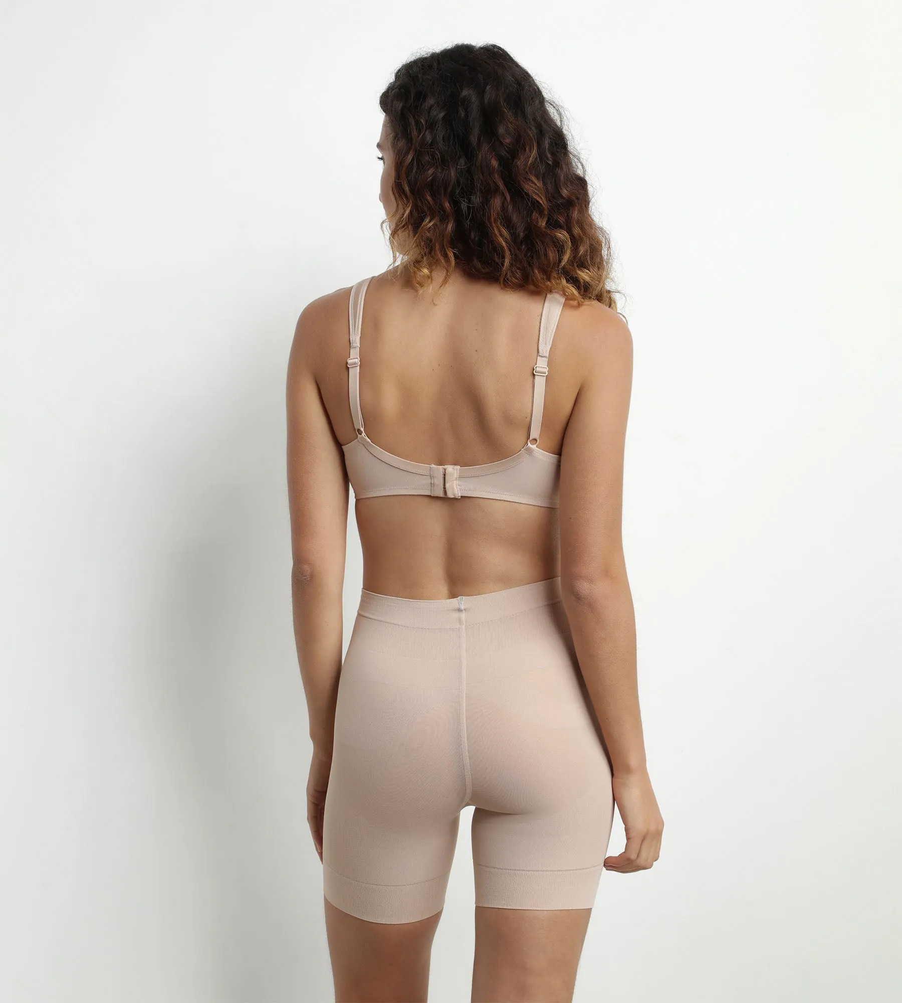 New Skin Women's Action Slimming Long Shorts