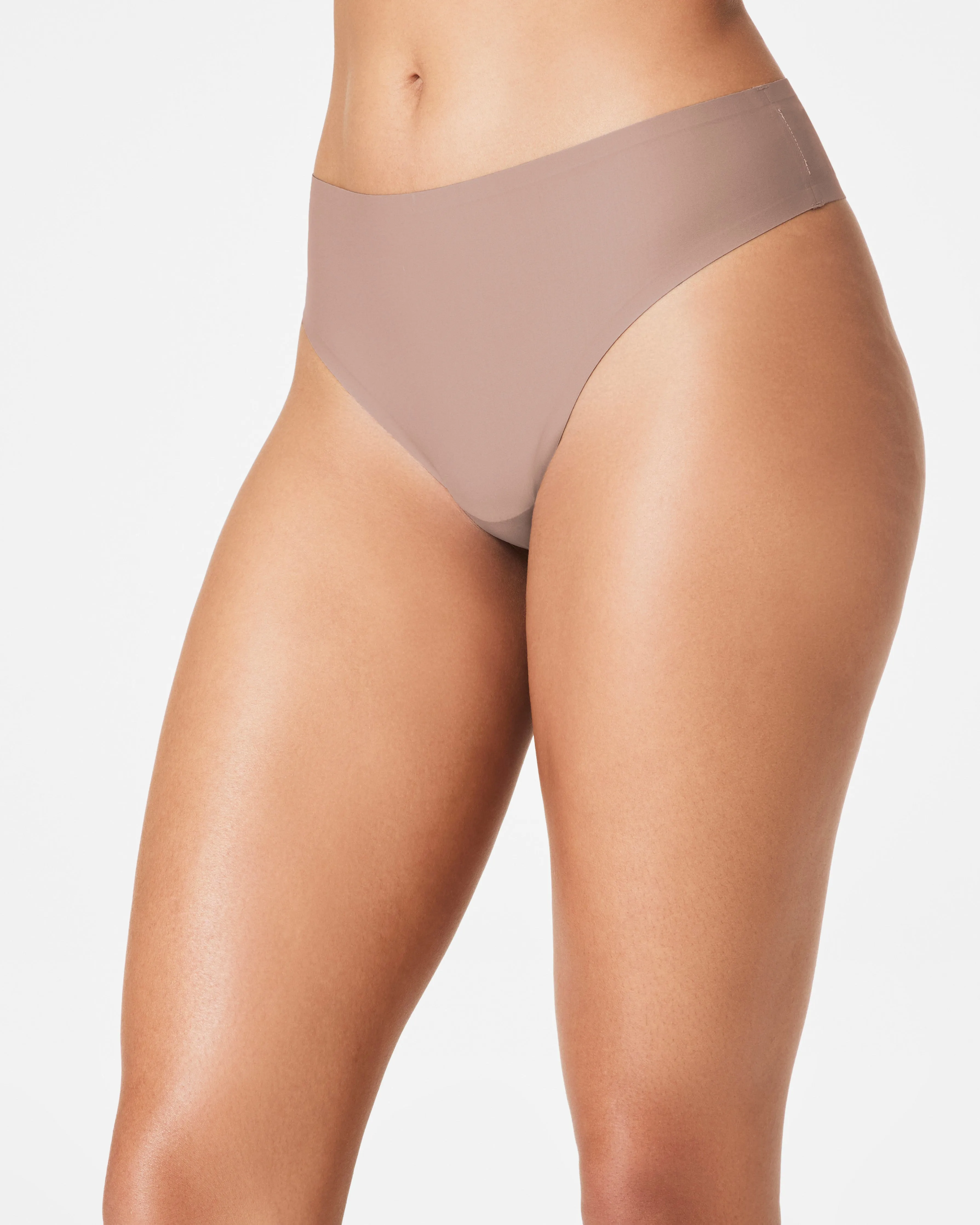 SPANXsupersmooth™ Essential Thong