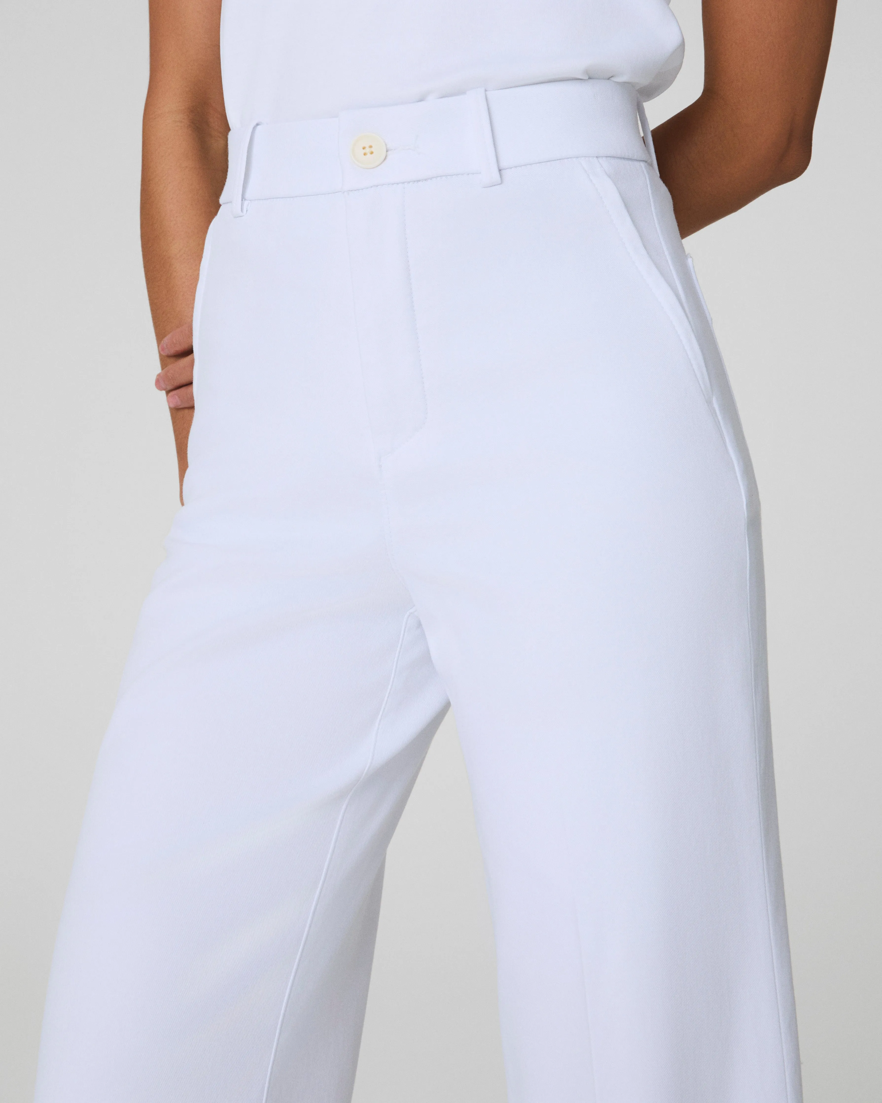SPANXsupersmooth™ Stretch Twill Cropped Wide Leg Pant