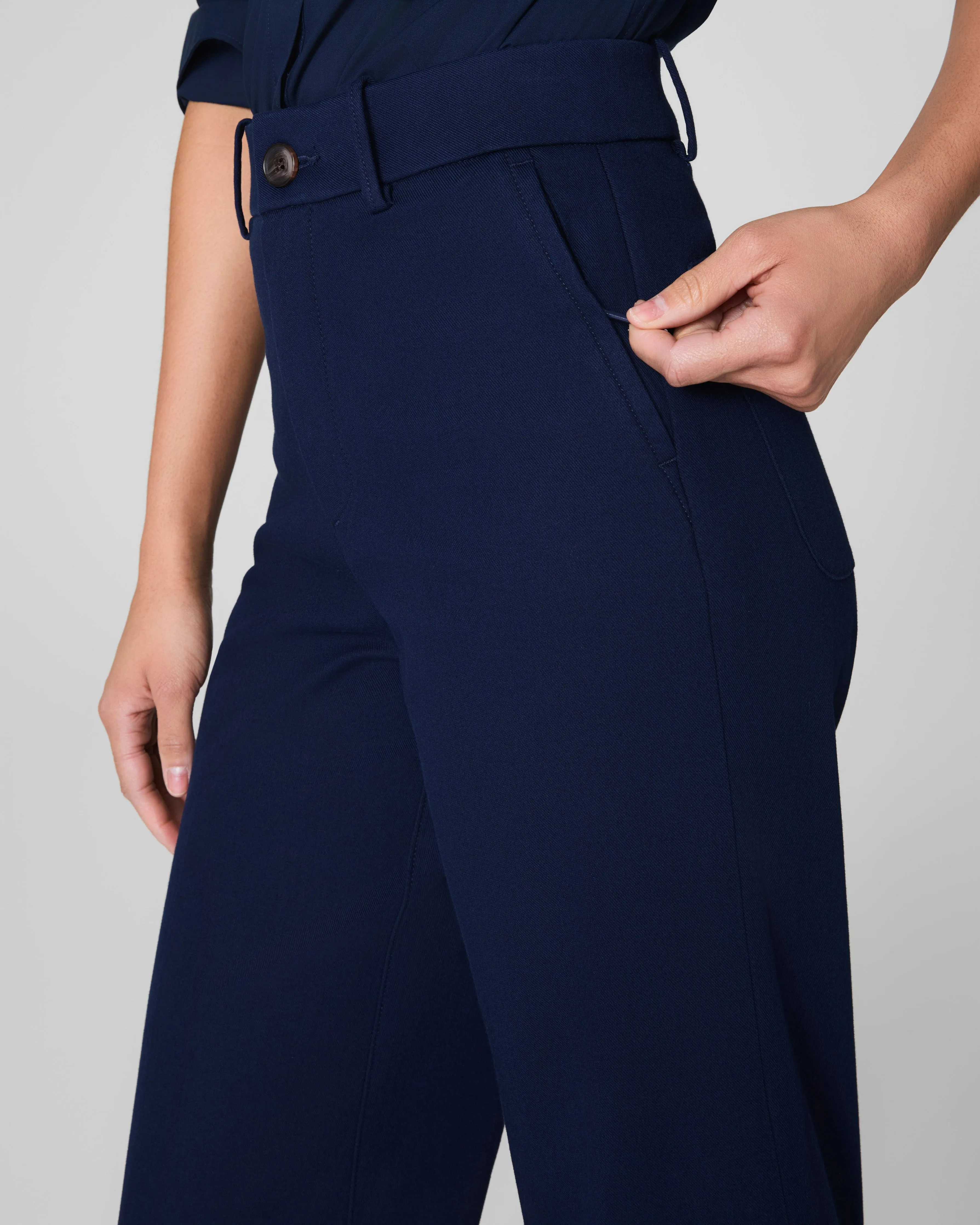 SPANXsupersmooth™ Stretch Twill Cropped Wide Leg Pant