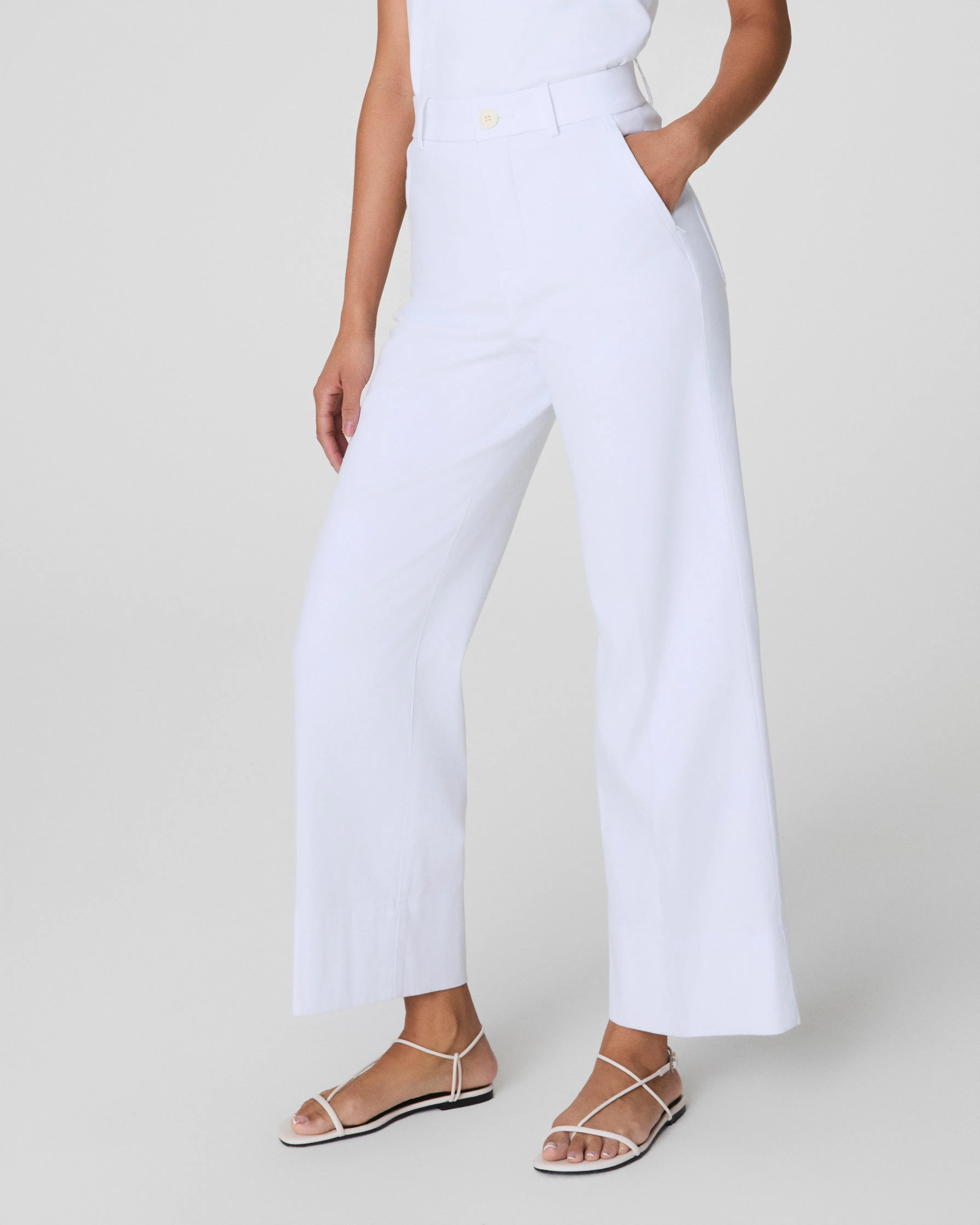 SPANXsupersmooth™ Stretch Twill Cropped Wide Leg Pant