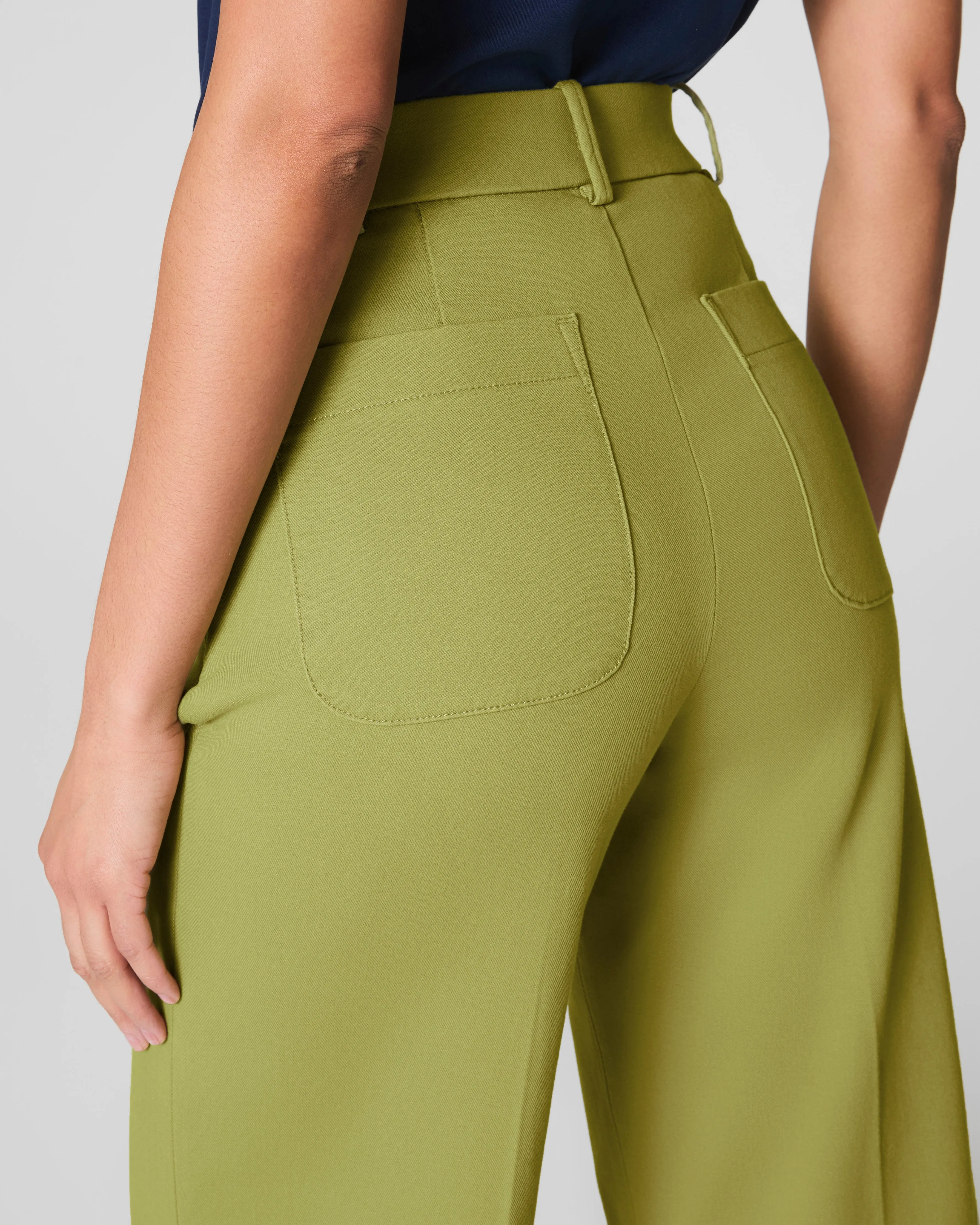 SPANXsupersmooth™ Stretch Twill Cropped Wide Leg Pant