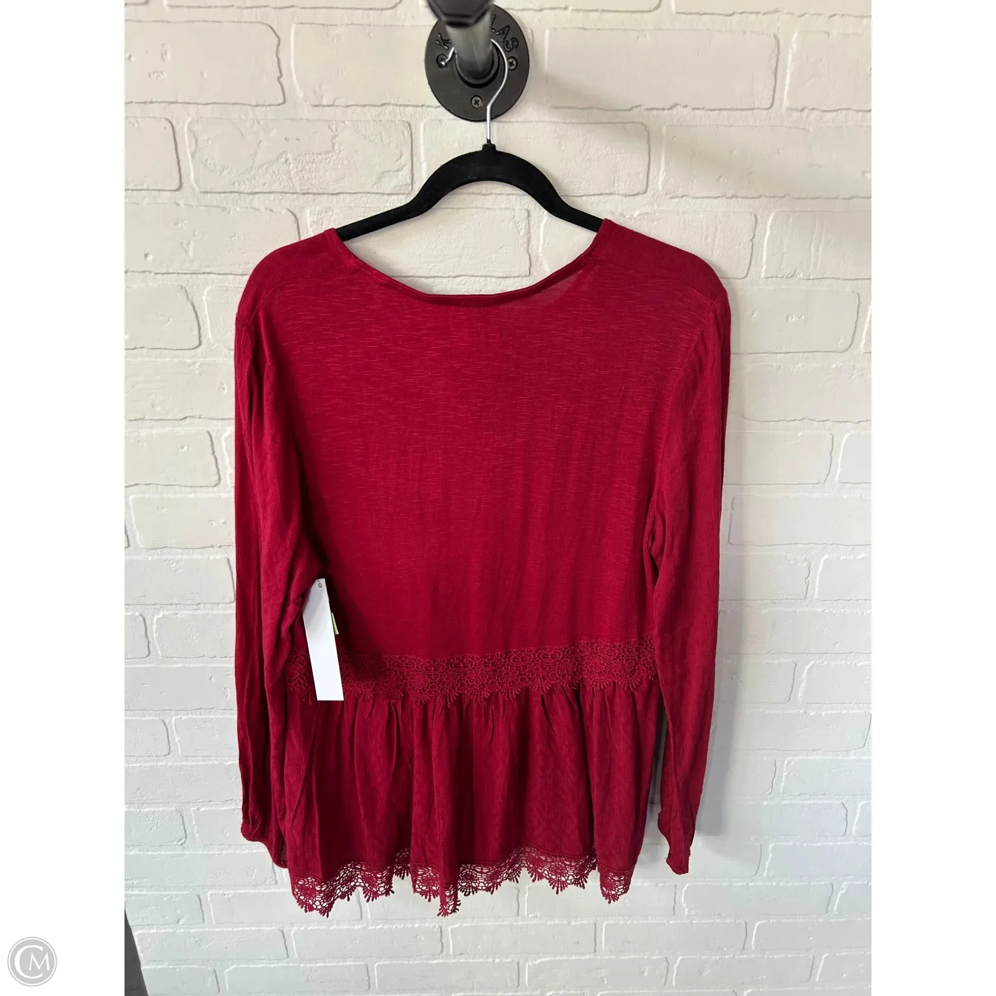 Top Long Sleeve By Knox Rose In Red, Size: M